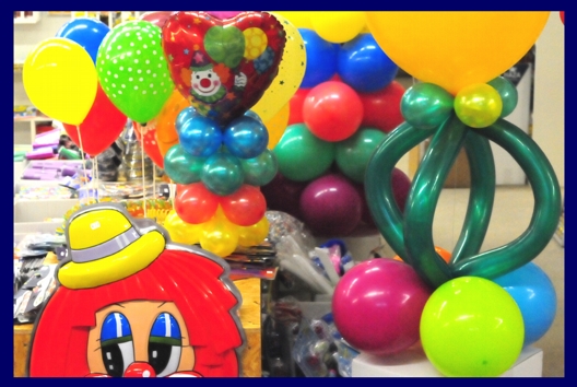 uftballons und Festdekoration zu Karneval und Fasching im Ballonsupermarkt